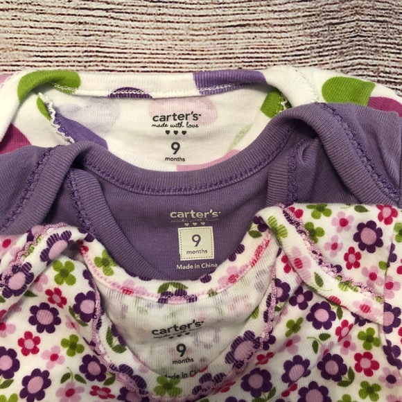 (20% OFF 4+) A69 Carter’s 3pk girls onesies, 9mos - Picture 2 of 2